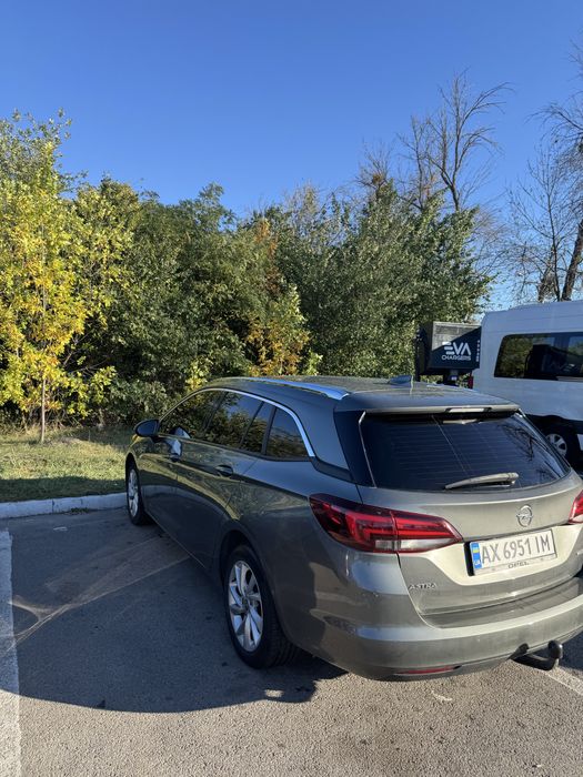 Продам Opel Astra 2016