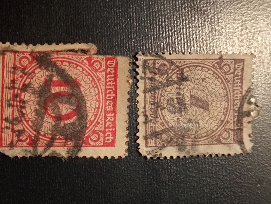 2 selos de inflação 10Pf e 1 Bilhão MarK Alemanha - 1923 hiperinflação*