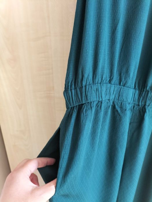 Zielony kombinezon marki Promod rozmiar S stan bardzo dobry.