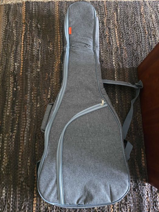 Vendo Estojo para guitarra elétrica CAHAYA de 9 mm com bolso frontal