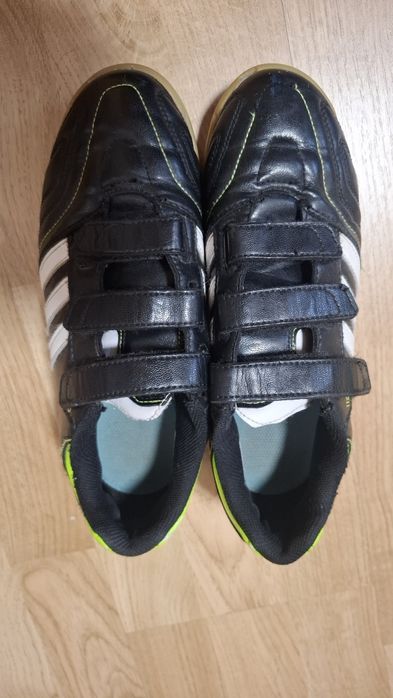 Футзалки Adidas 11Pro