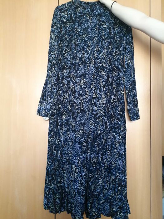 Vestido Bimba Y Lola fundo preto