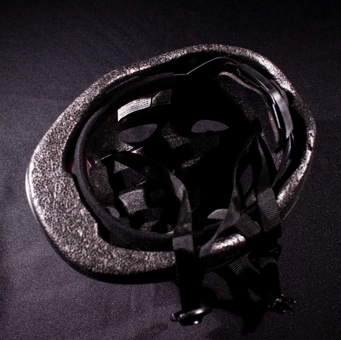 Шлем детский . Для роликов или вело прогулок