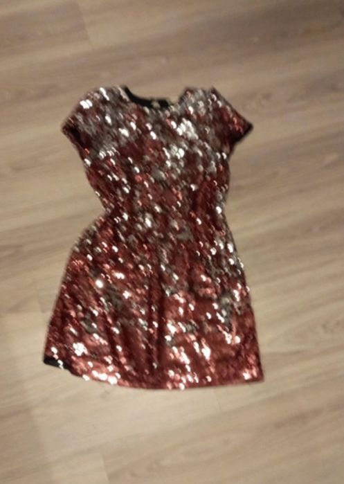 Sukienka cekiny dzieci rozmiar 146