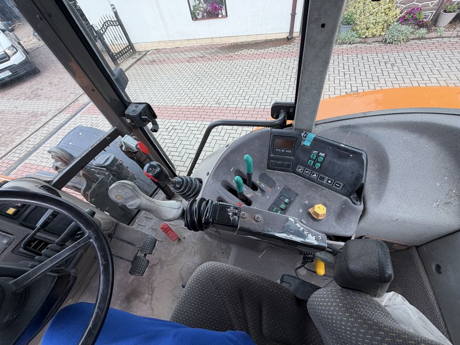 Renault Ares 550 RX