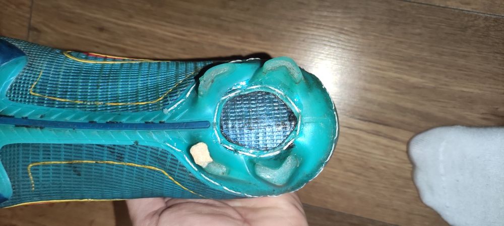 Używane korki profesjonalne Nike VAPOR 14 ELITE FG roz. 45