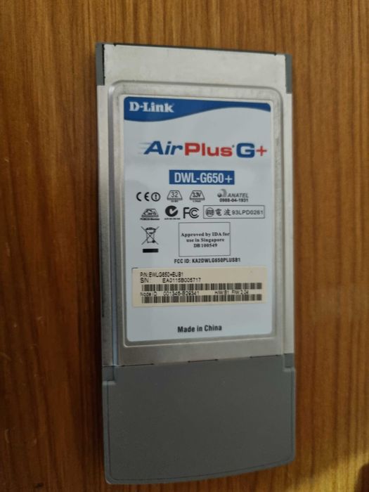 Placa de rede  CardBus/PCMCIA marca D-Link430804156799395841
