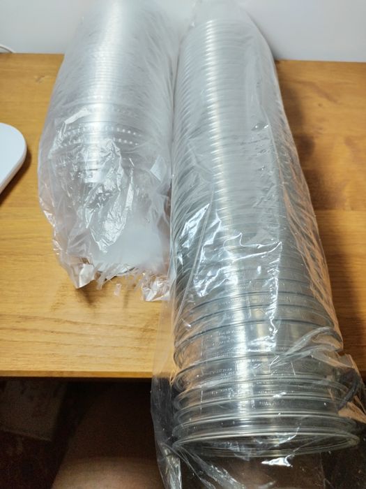 Copos plástico para sobremesa com tampa tipo cúpula sem furo 300ml