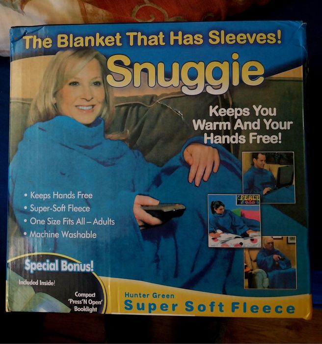 Ciepły koc z rękawami