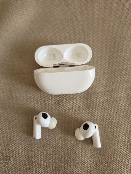 Huawei FreeBuds Pro 2 (Som Devialet + Cancelamento de Ruído Ativo)

50-60$