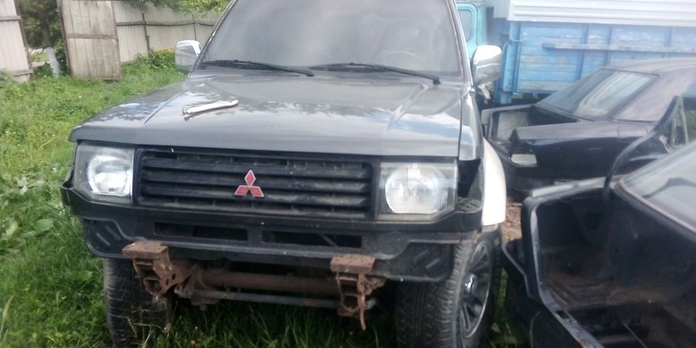 Розборка шрот.  мітсубісі  паджеро 2 шкіряний кожаний  салон pajero 2