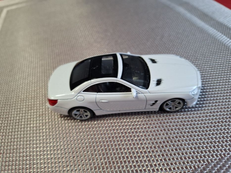 Welly mercedes benz sl 600 skala 1:43