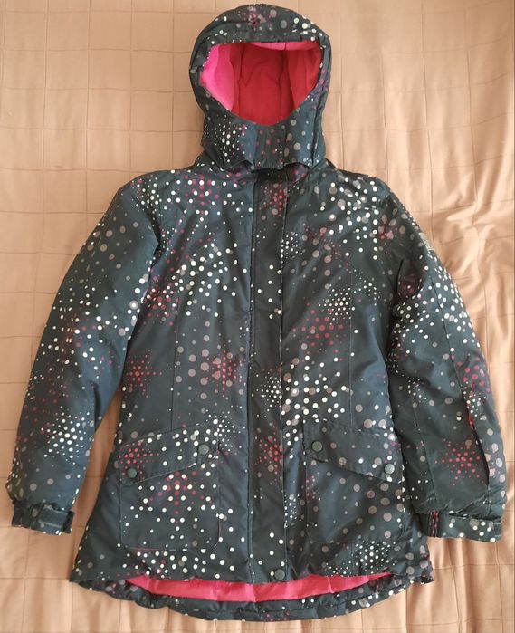 Зимова куртка на дівчинку