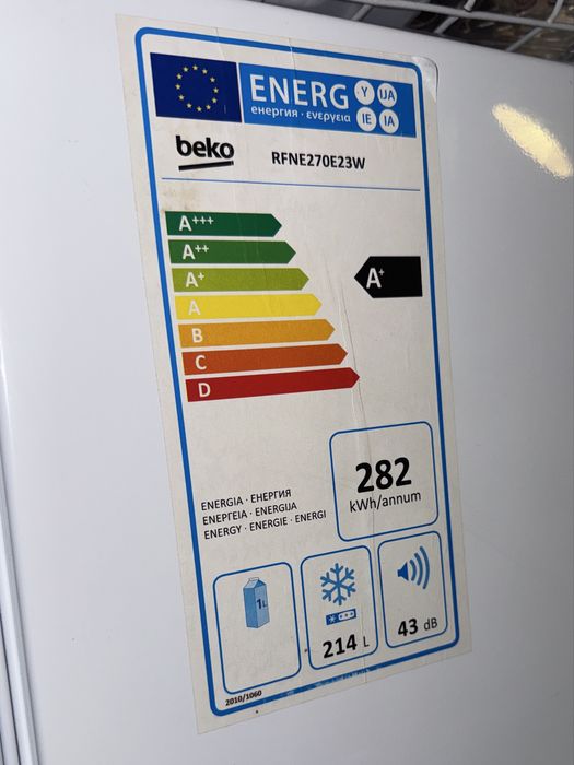 Zamrażarka Beko RFNE270E23W