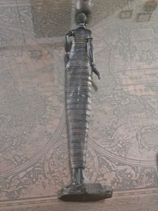 Figurka afrykanki