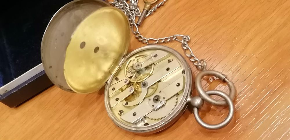 Relógio bolso cilindro em prata huit trous en rubis