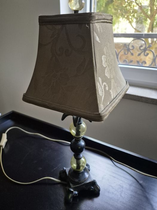 Candeeiro de mesa de apoio