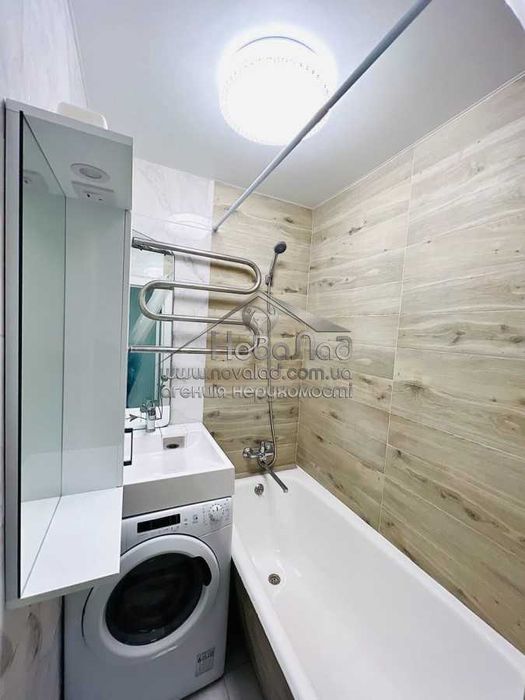 Двокімнатна квартира з ремонтом меблями та технікою 46м2 Дорогожичі HN