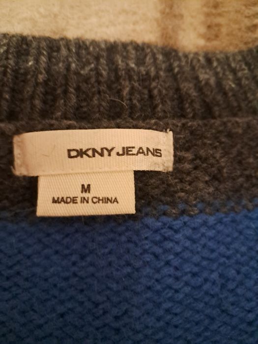 Зимній світер жіночий М