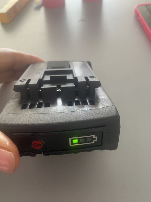 Оригінал Акамулятор Bosch 2.0 A ,4,0,5,0 А , 8.0