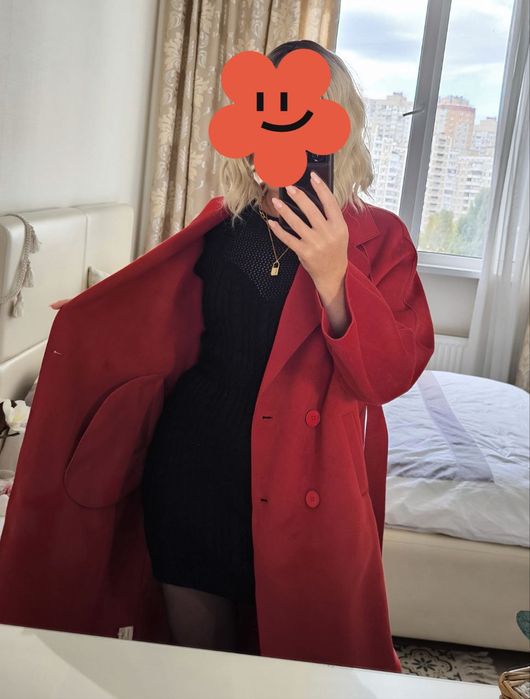 Шикарне червоне жіноче пальто на весну