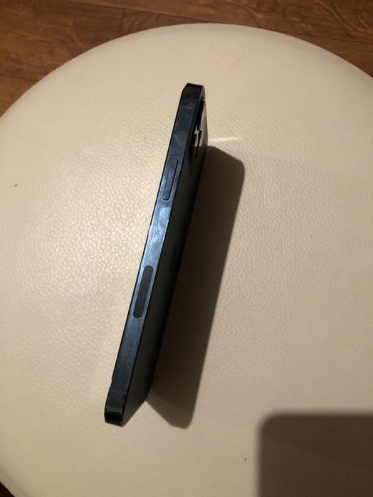 Продаю iPhone 12 pro