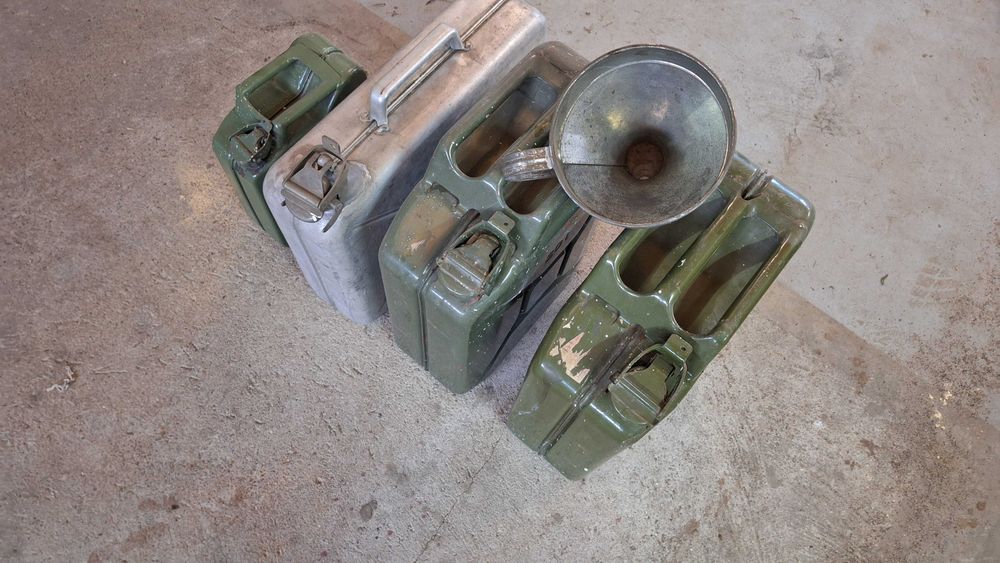 Kanister metalowy 20 litrów 4 szt