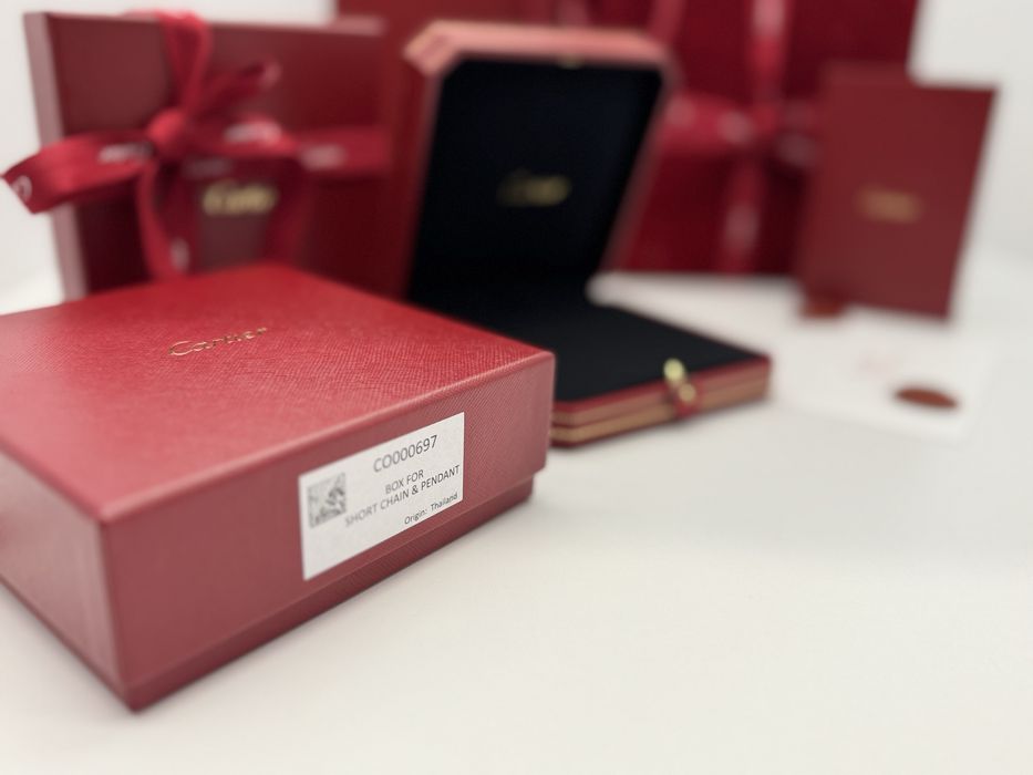 Оригінальний клмплект під підвіс Cartier Картьє.