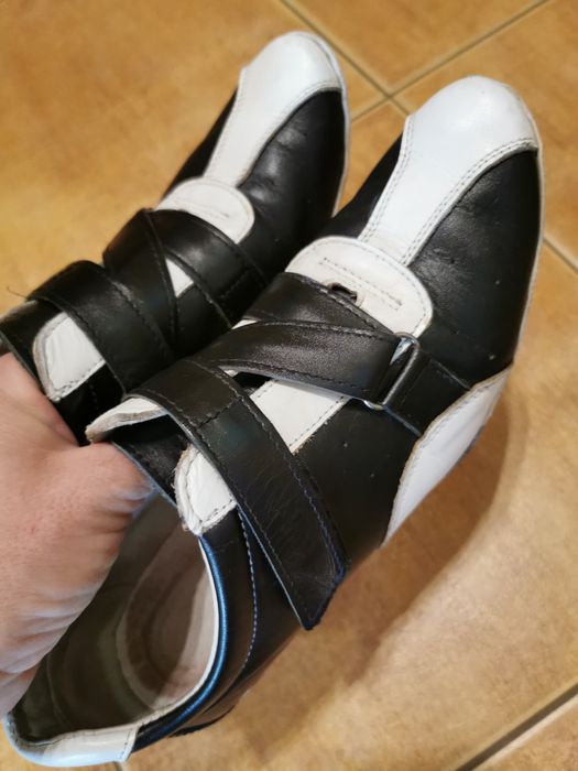 Półbuty Ryłko rozm. 36 czarno-białe,