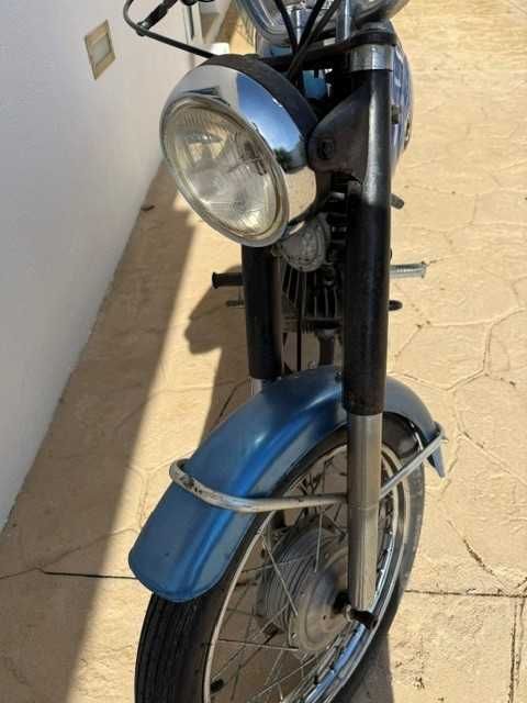 Motorizada Macal M70