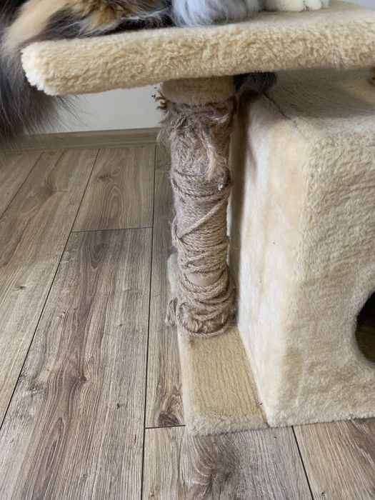 Домик кігтеточка б.у.