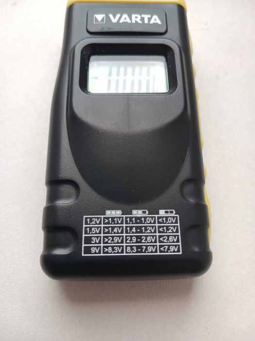 Цифровий тестер батарейок VARTA LCD Digital Battery Tester 891