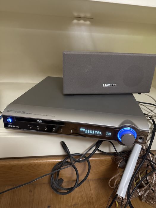 Sistema de som 5.0 Samsung Sounbdbar