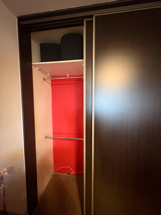 Szafa do zabudowy drzwi przesuwne plus półki