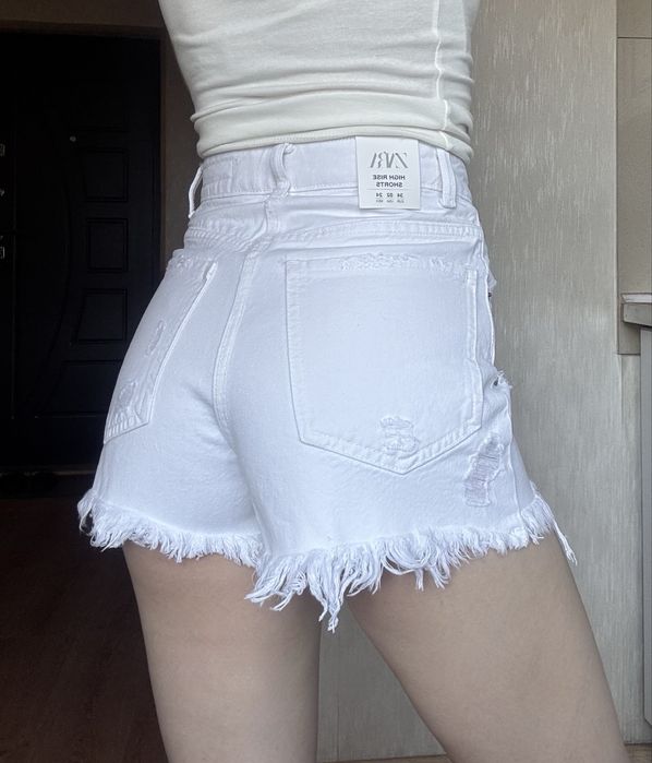 Шорти білі джинсові Zara