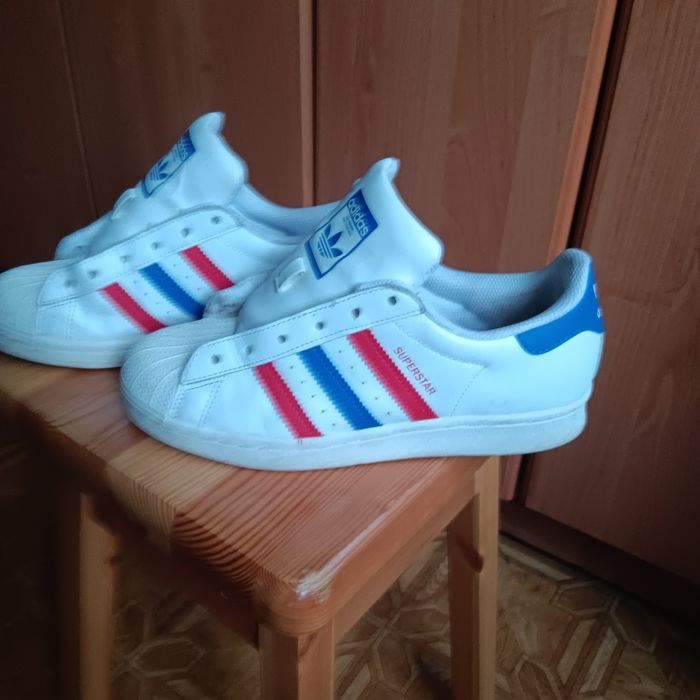 Damskie buty sportowe Adidas