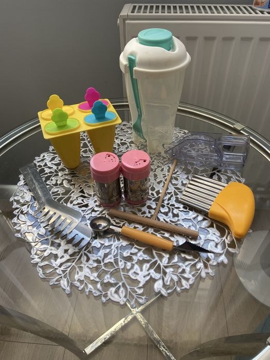 Zestaw rzeczy, przyborów do kuchni