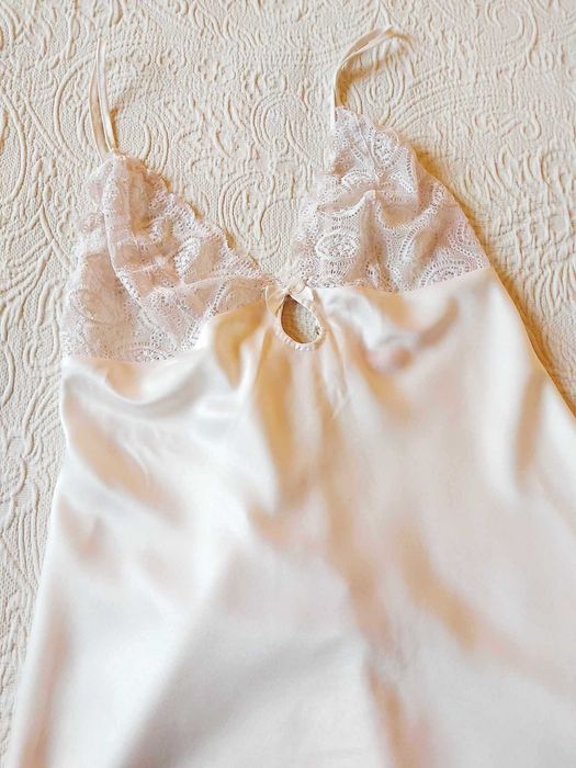 Camisa de dormir de cetim