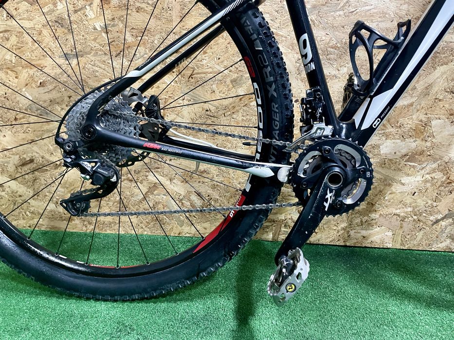 Bicicleta KTM MYROON roda 29 carbono