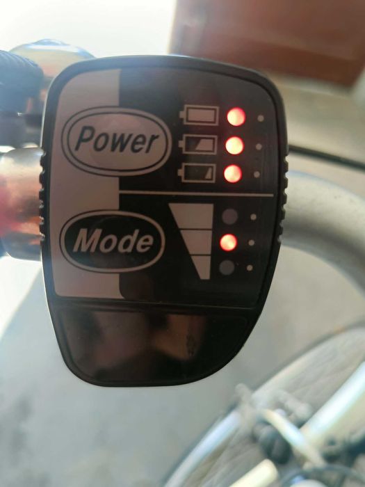 Rower ze wspomaganiem elektrycznym w super stanie .