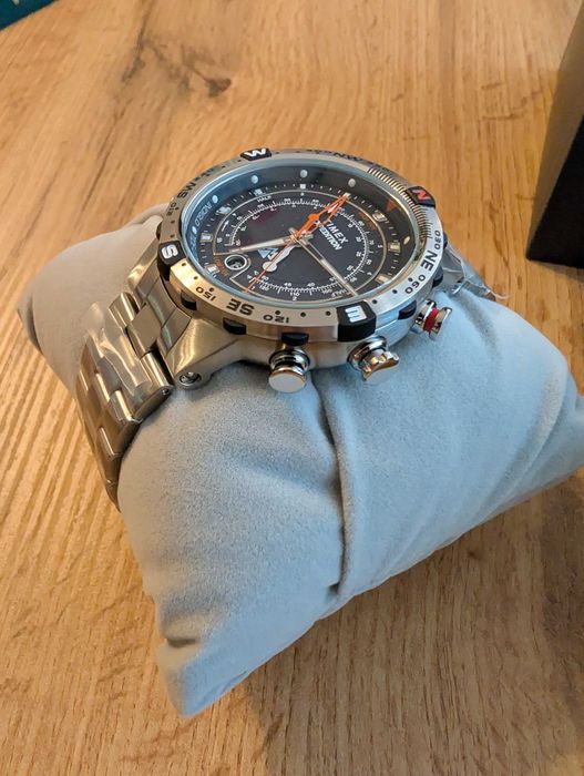 Timex Expedition Compass TW2Y12900