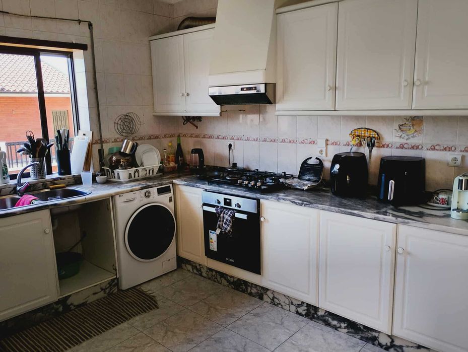 Quarto disponivel para arrendamento