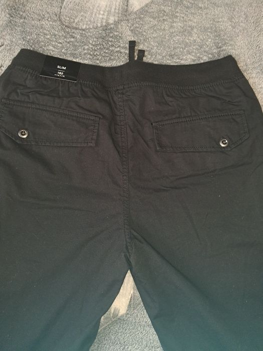 Штани теплі без замка C&A на 14+ років, куплені на офіційному сайті.