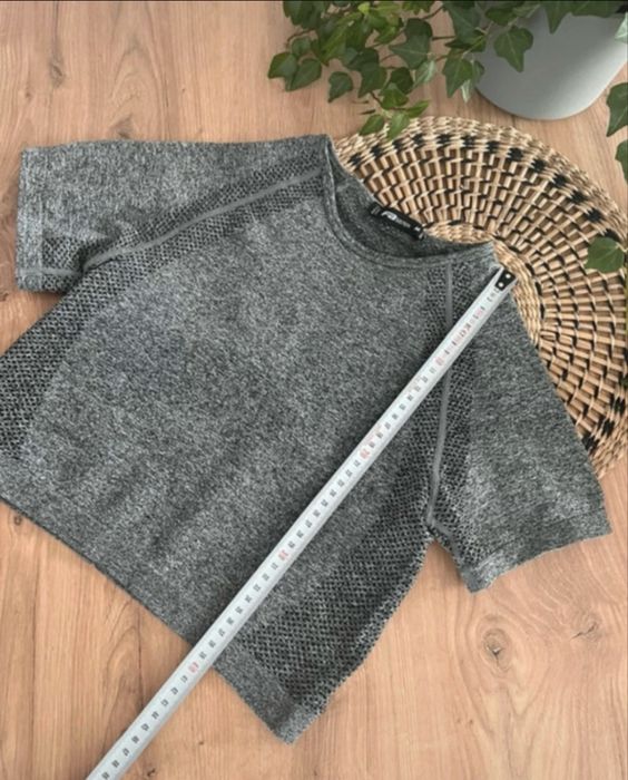 Szary crop top bluzka r. M