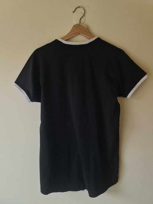 T-Shirt Preta Slim Fit Tamanho M - Black Shirt