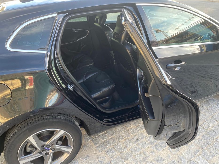 VOLVO V40  2.0  190cv  D4