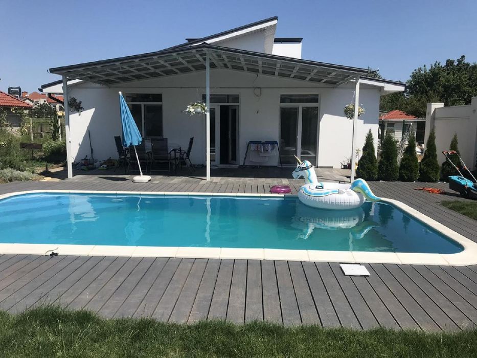 Аренда ДОМА НА ЛЕТО  с Бассейном в Совиньоне