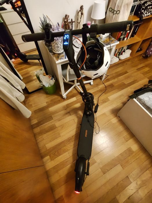 Trotine Ninebot Kickscooter F2 Pro < 200km