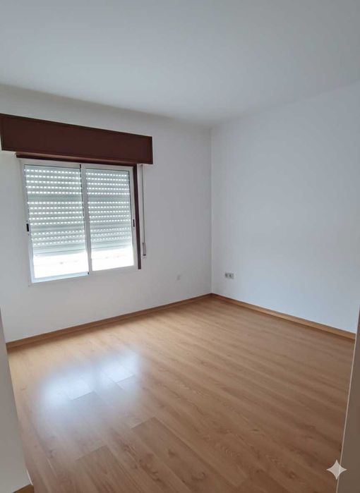 T3 Luminoso com Acabamentos Modernos | Como Novo