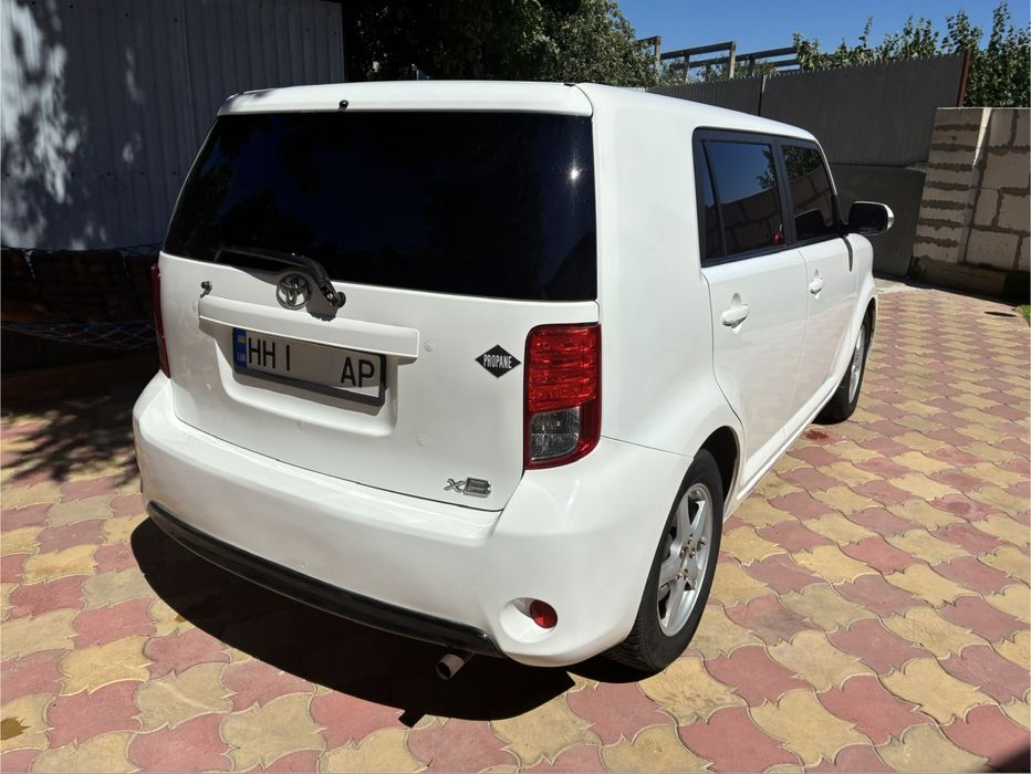 Продам Toyota Scion XB. 2.4 2013р  газ автомат